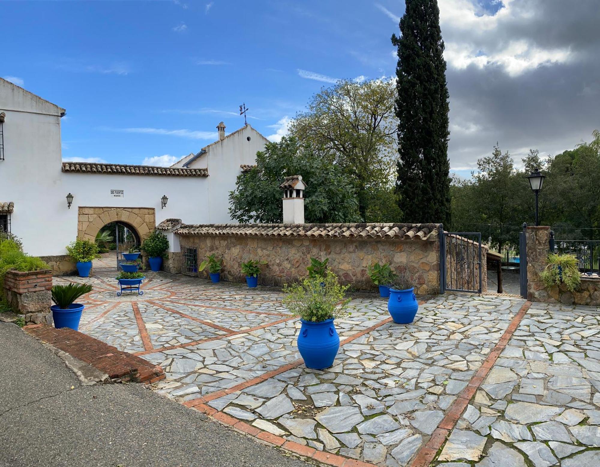 Apartamentos Turisticos Rurales Dos Fuentes Cordoba Exterior photo